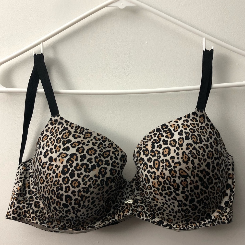 Victoria Secret leopard print demi bra